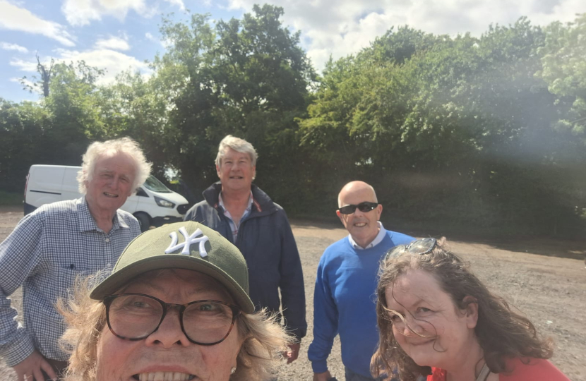 WCC County Council Leader Izzi Seccombe with the team & Cllr Sarah Whalley-Hoggins, leader of the Conservative Group at Stratford District Council coming to help 